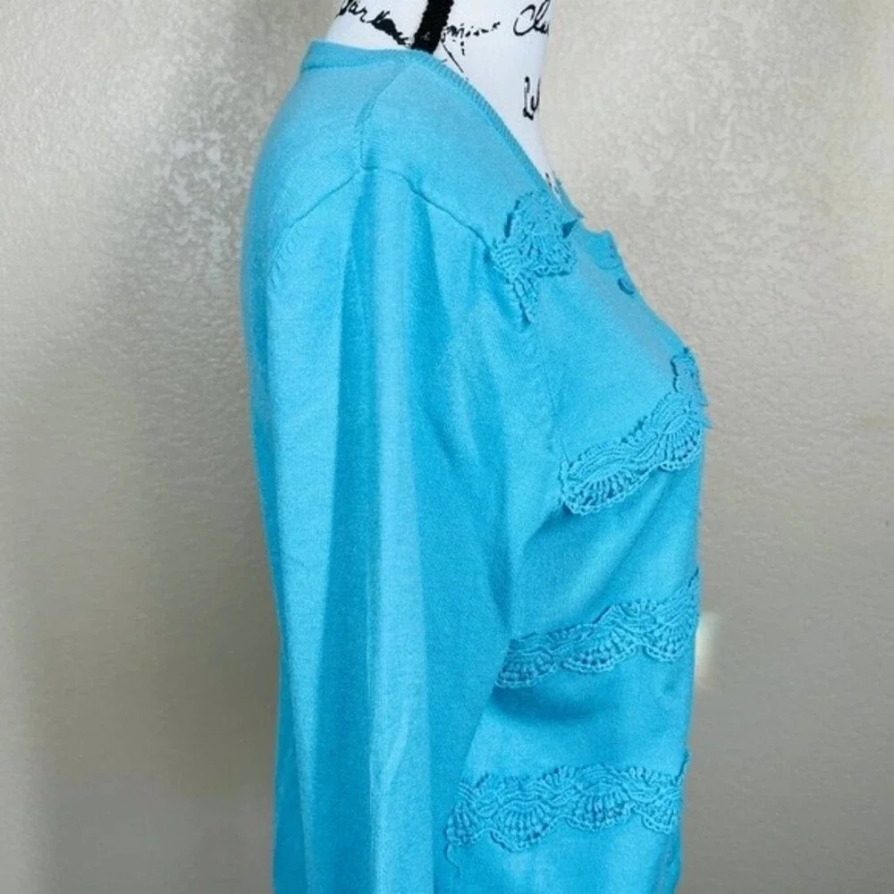Cable & Gauge Blue  cardigan  long sleeve with Crochet Lace size L granny core